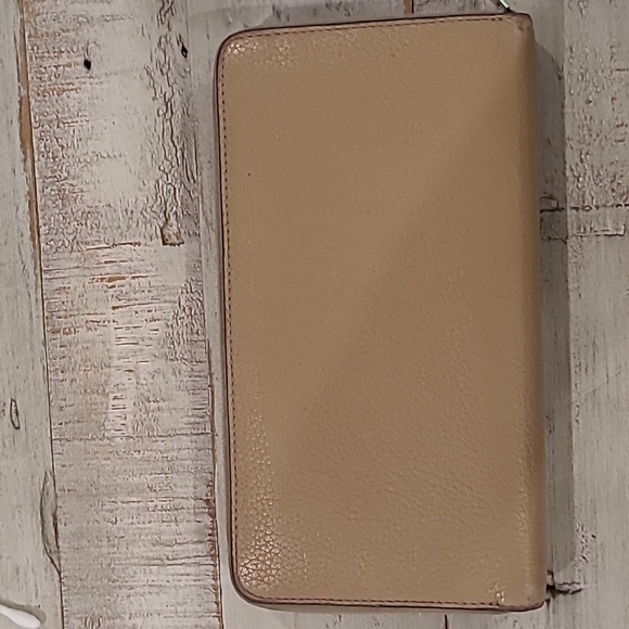 Celine Zippy Wallet - Picture 6 of 8